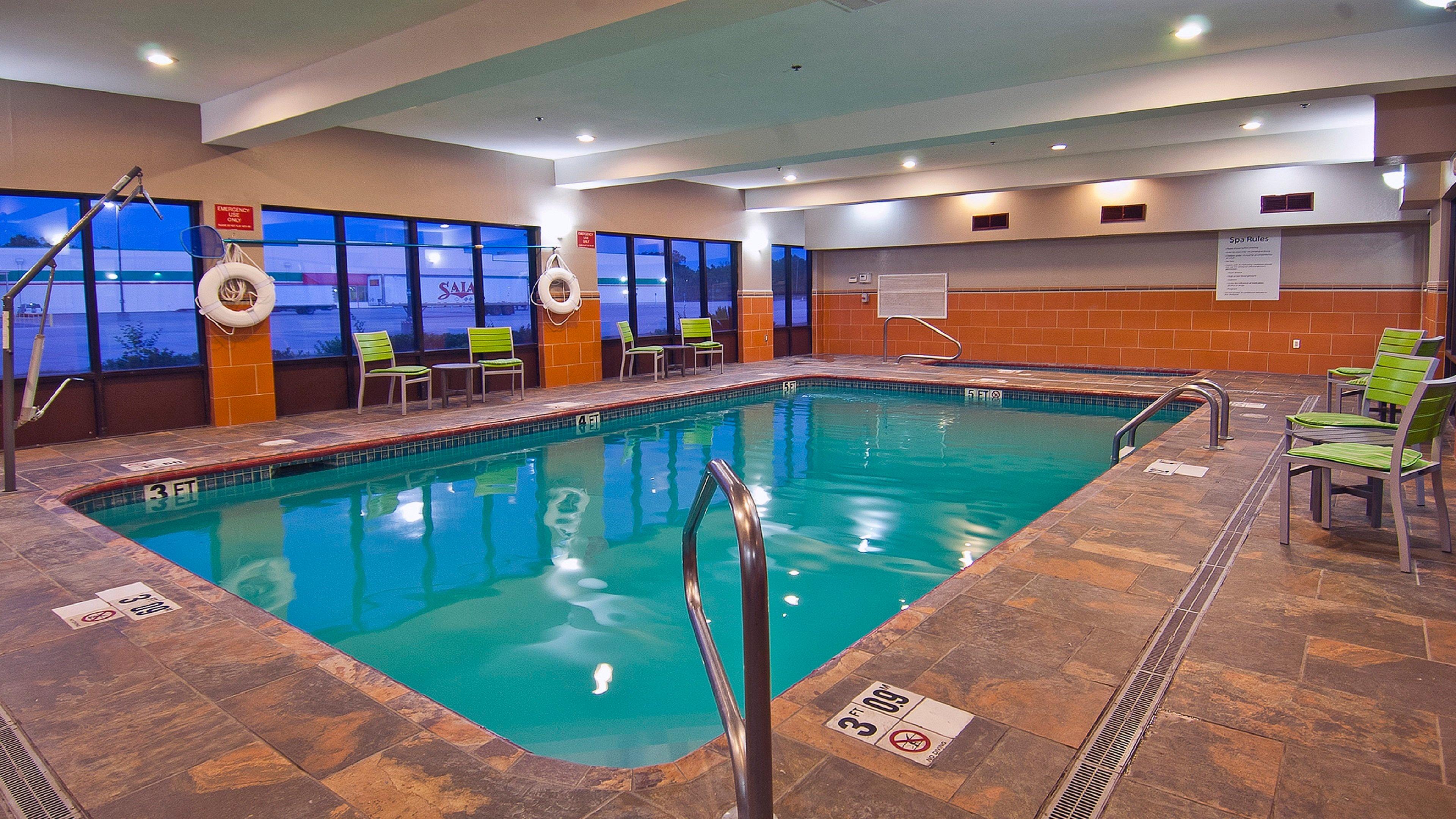 Hotel Express & By Ihg