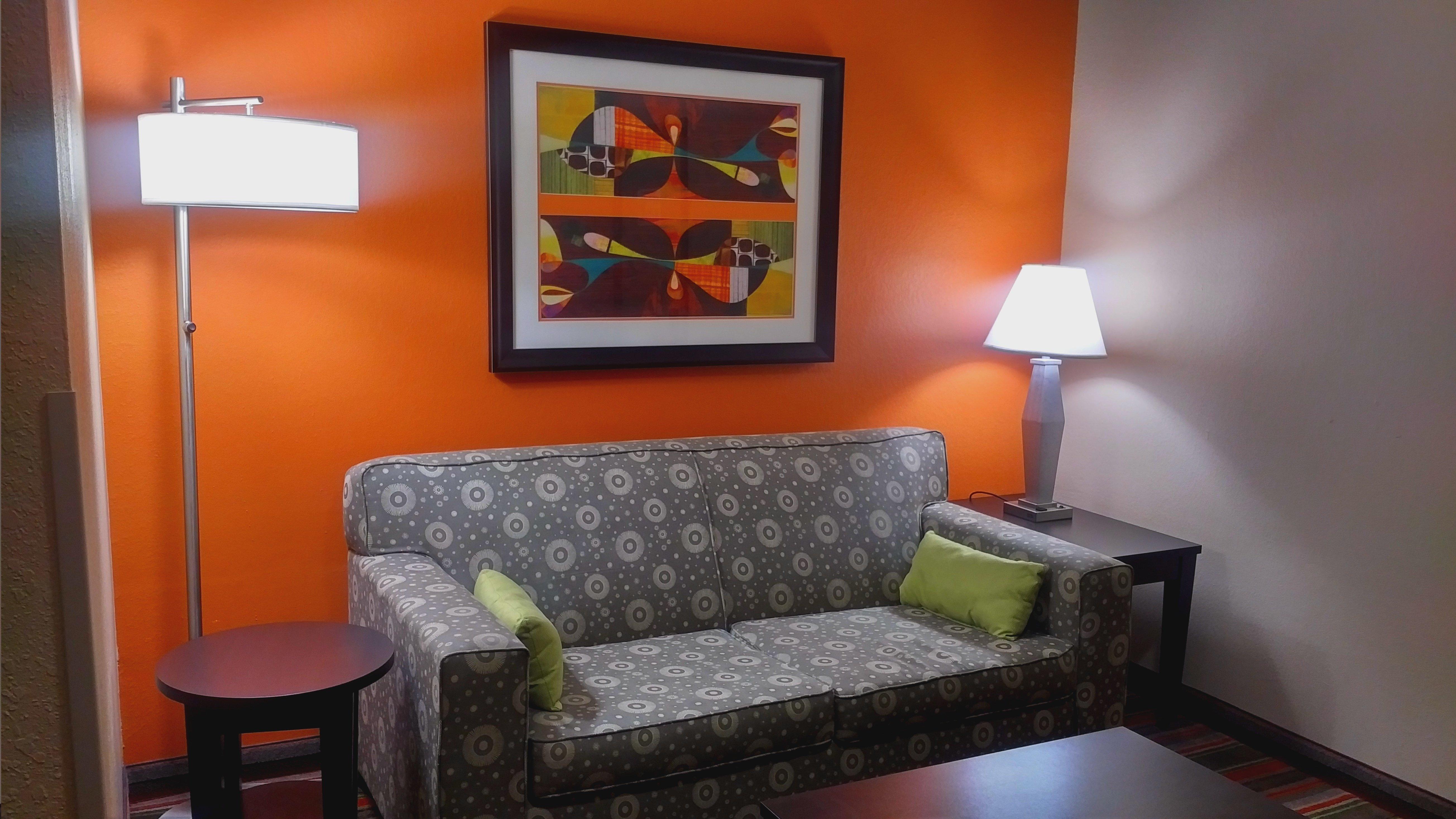 Hotel Express & By Ihg 3*