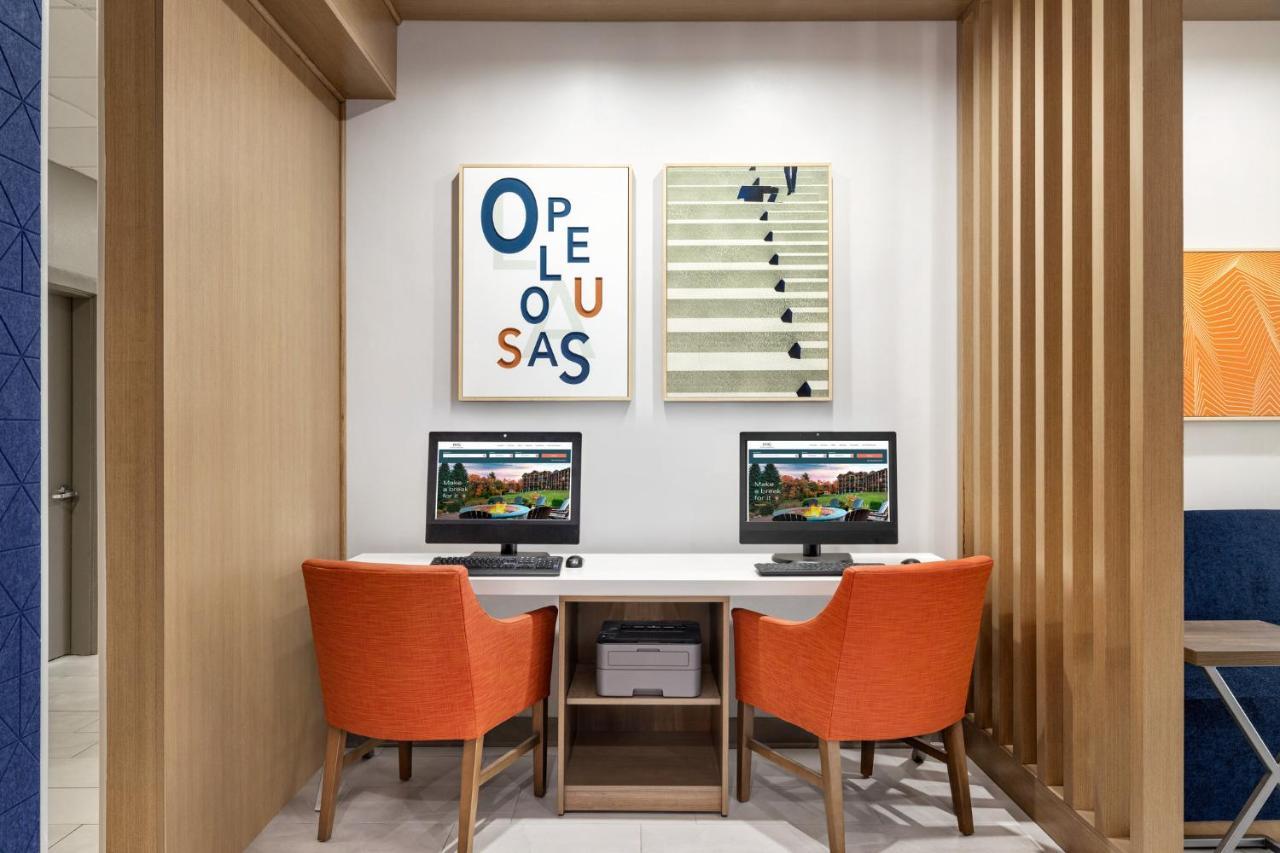 Hotel Express & By Ihg