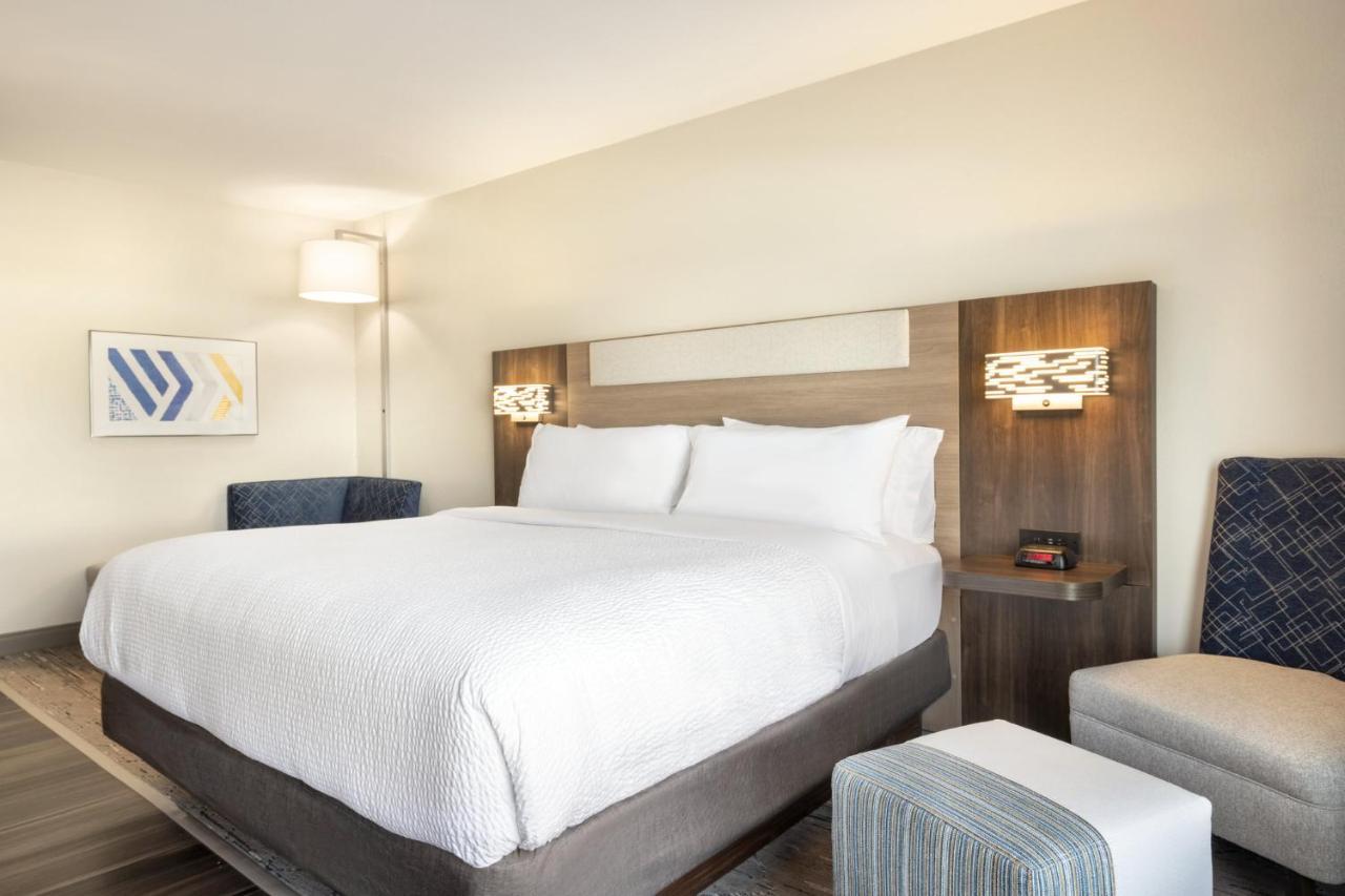Hotel Express & By Ihg Opelousas