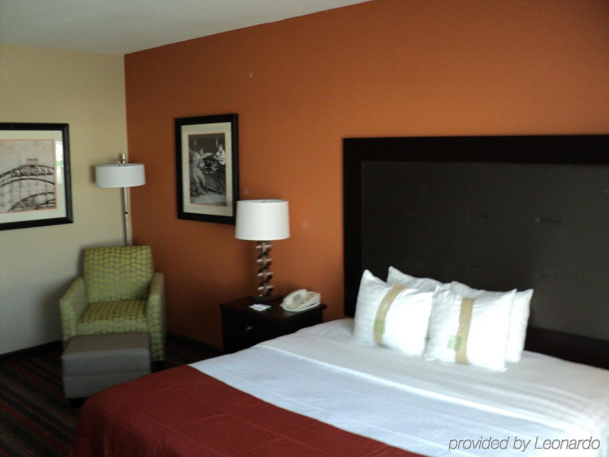 Express & By Ihg 3* Opelousas